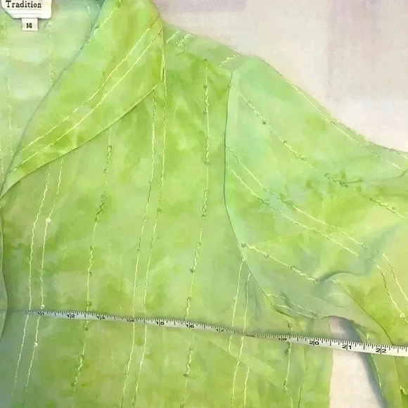 Vintage Blouse 👚  Light green - Picture 6 of 9